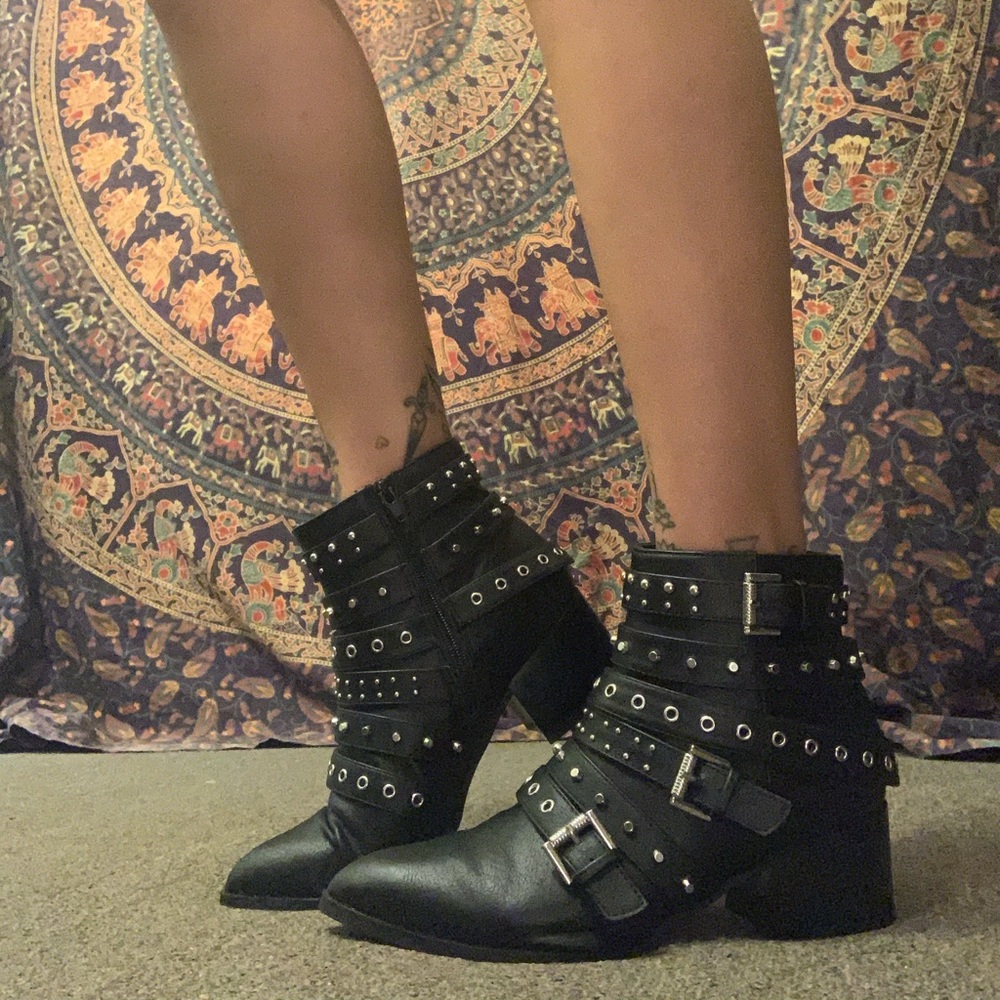 Black booties with chains